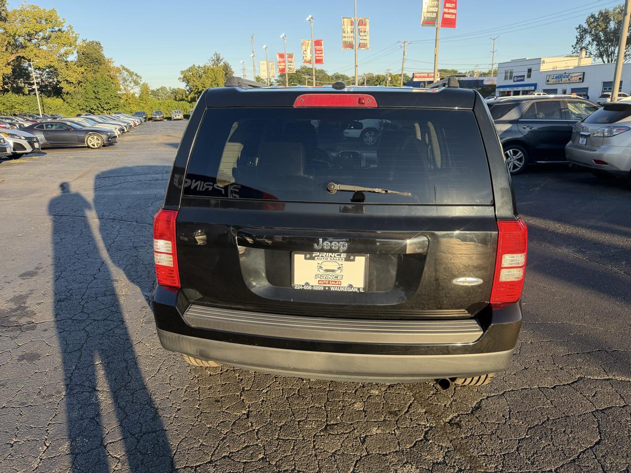 Jeep Patriot Latitude 2WD 2014