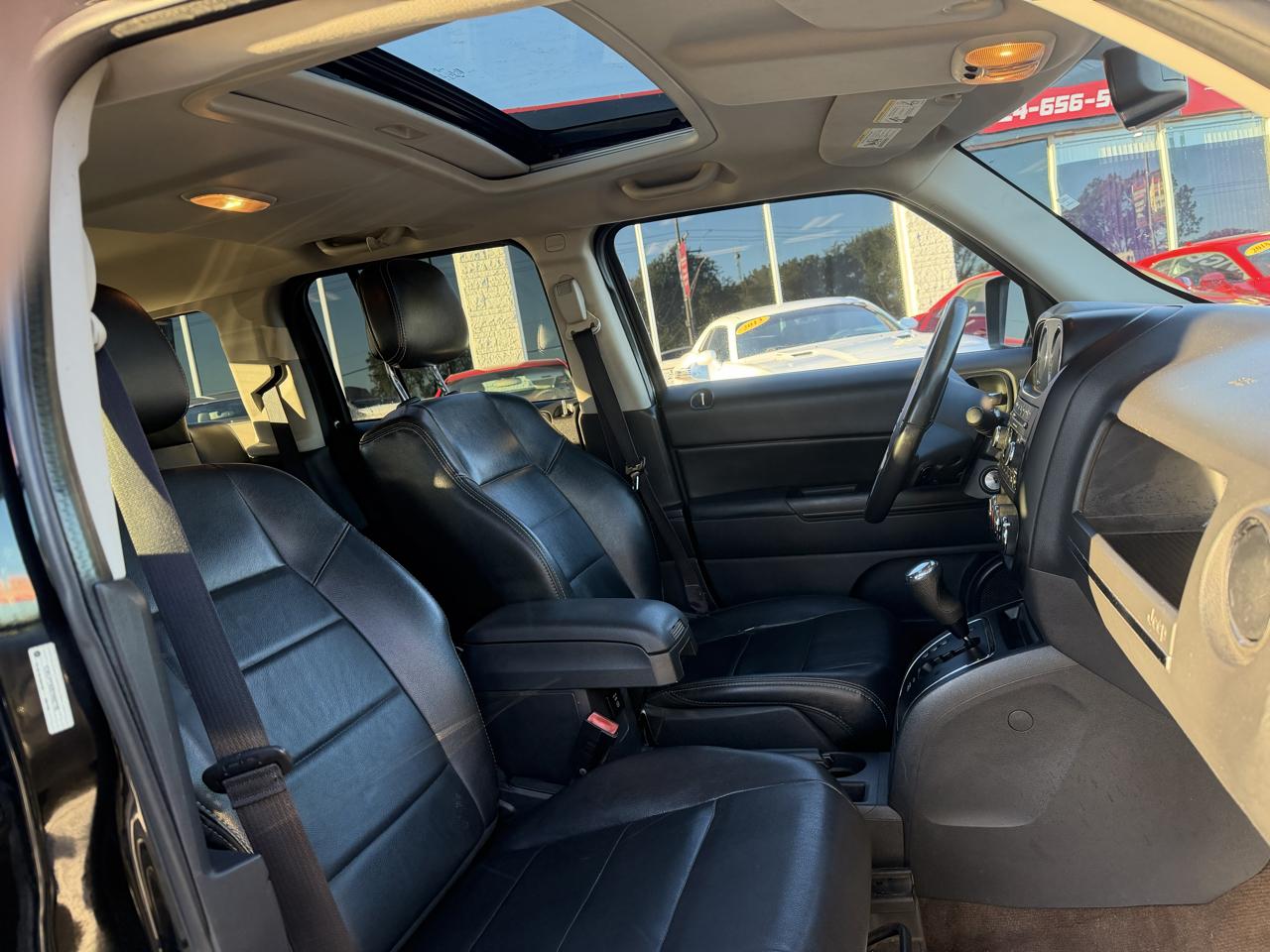 Jeep Patriot Latitude 2WD 2014