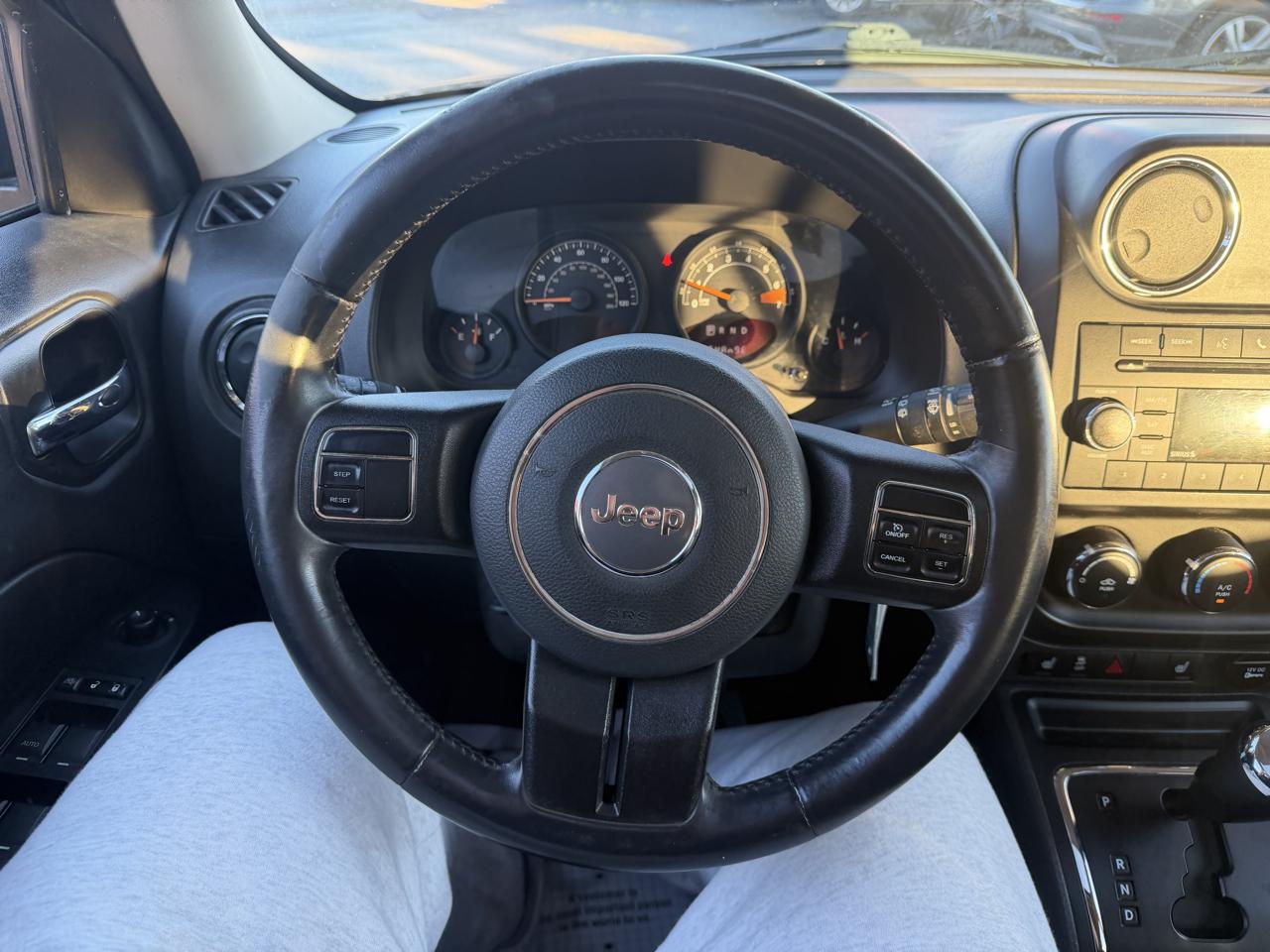 Jeep Patriot Latitude 2WD 2014