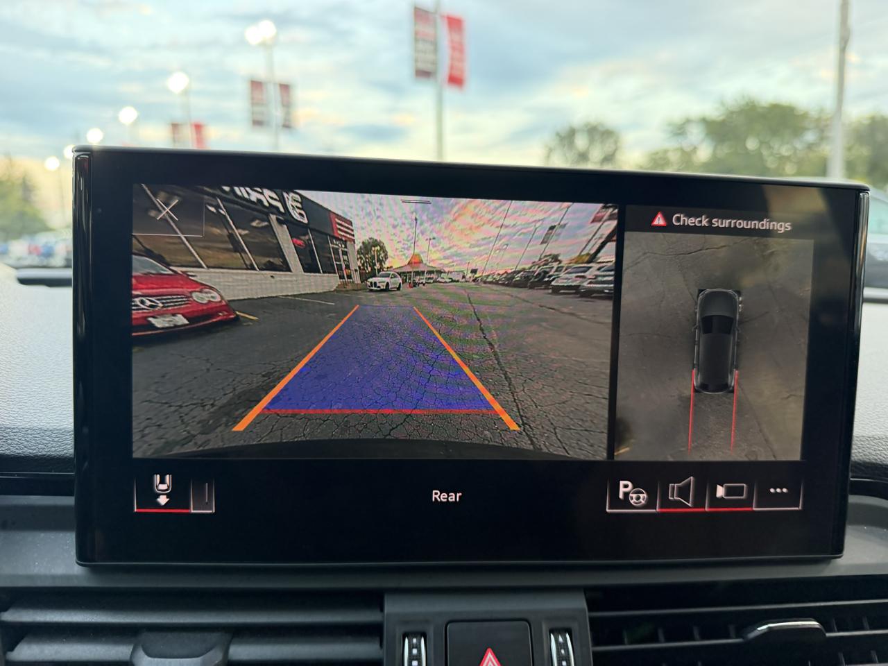 Audi Q5 Premium 45 TFSI quattro 2021
