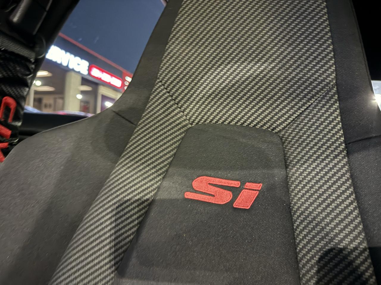 Honda Civic Si Sedan 6-Speed MT with Navigation 2017
