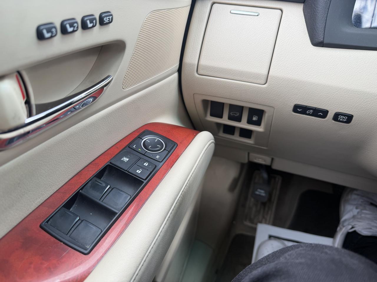 Lexus RX 350 FWD 2012