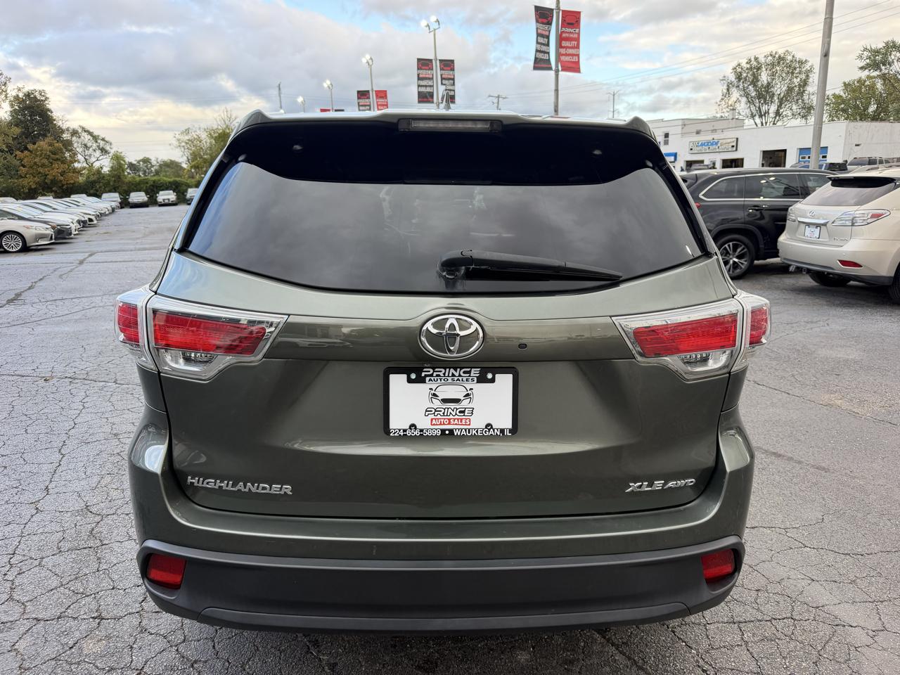 Toyota Highlander XLE AWD V6 2014
