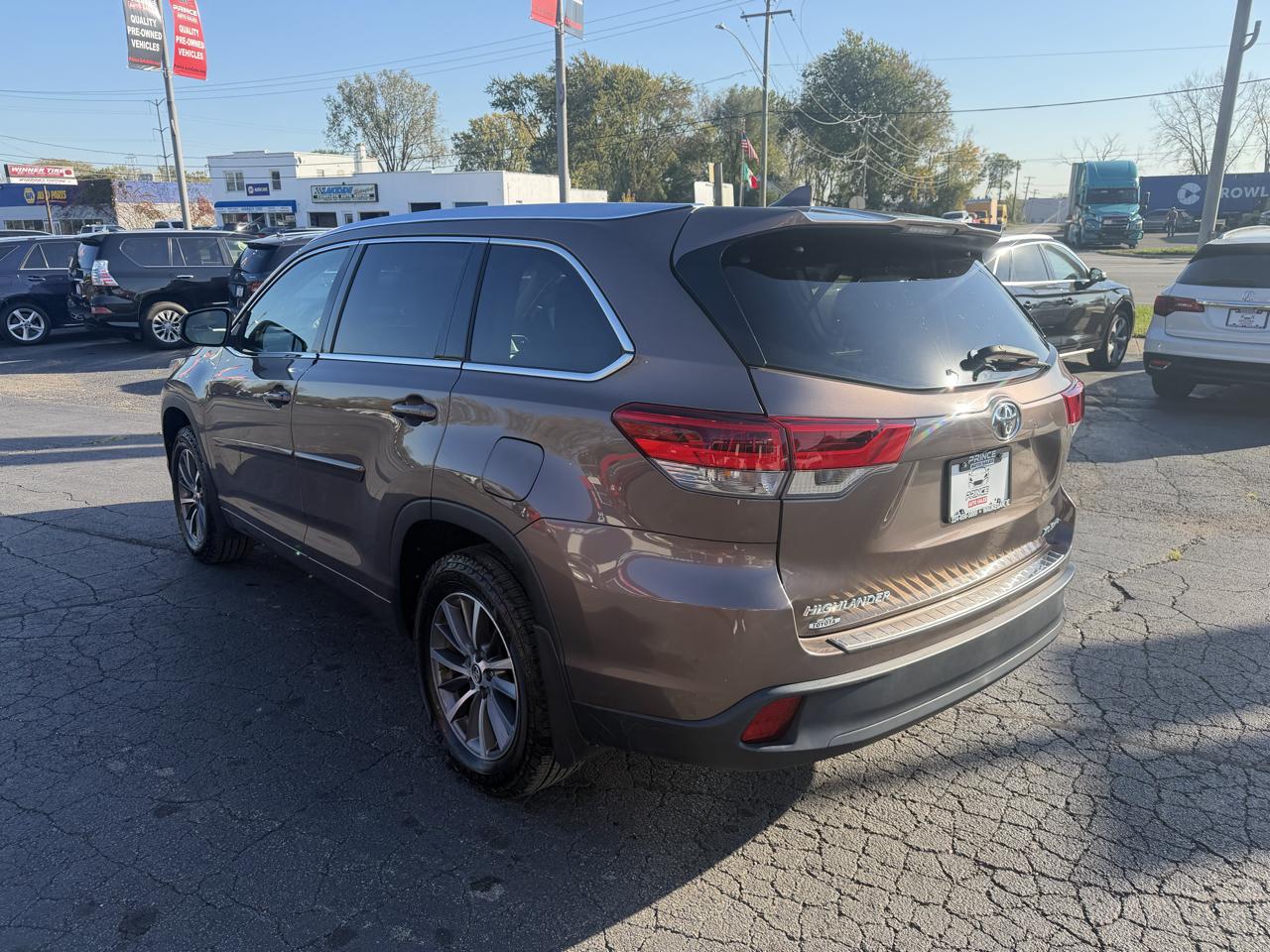Toyota Highlander SE AWD V6 2018