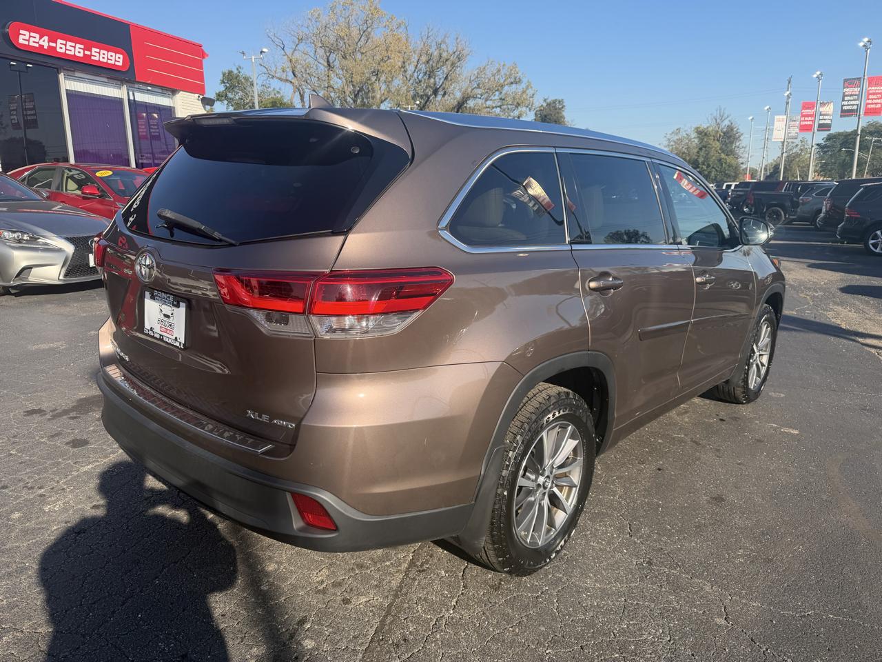 Toyota Highlander SE AWD V6 2018
