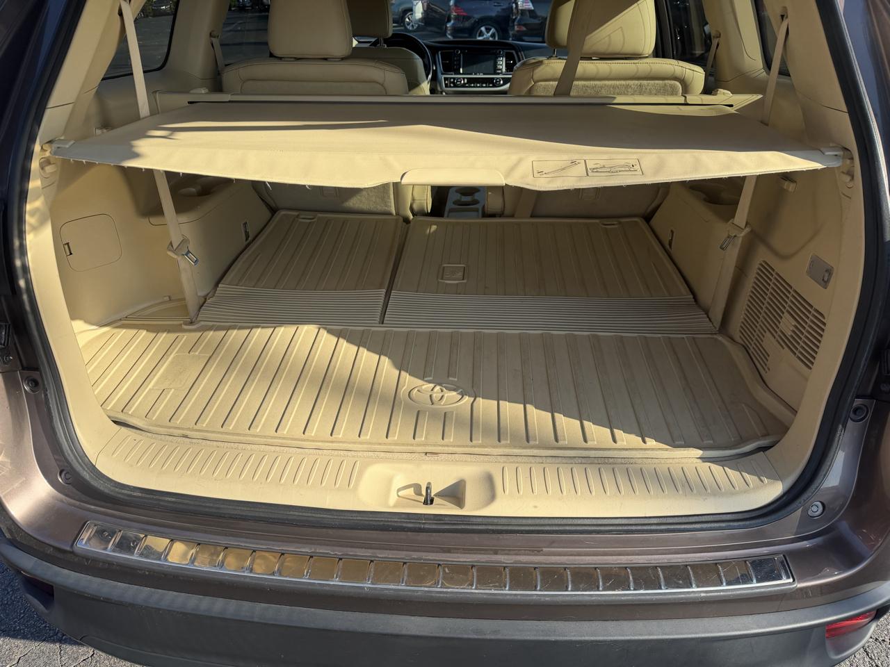 Toyota Highlander SE AWD V6 2018