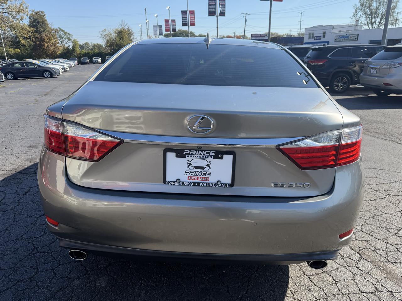 Lexus ES 350 Sedan 2015
