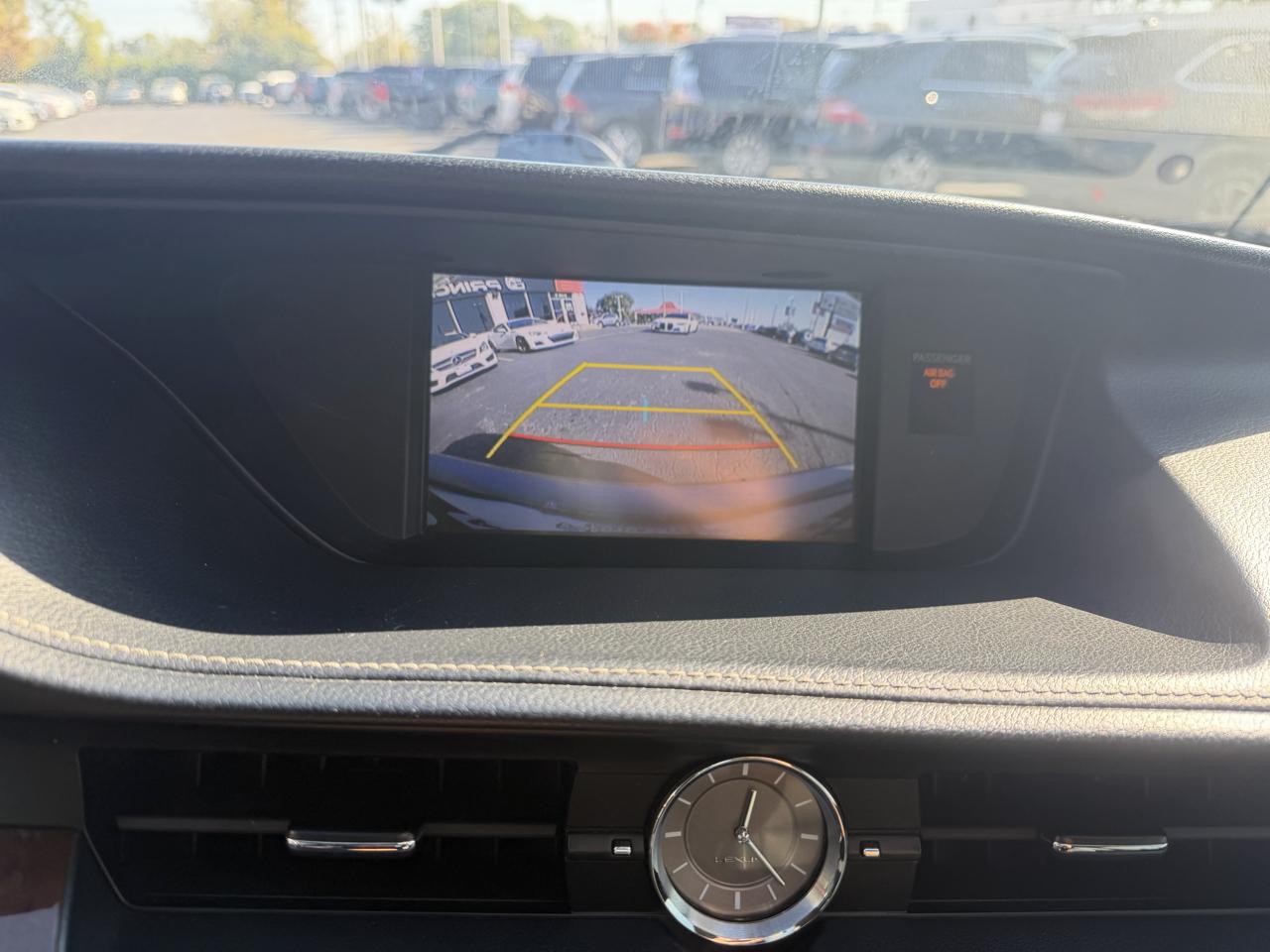Lexus ES 350 Sedan 2015