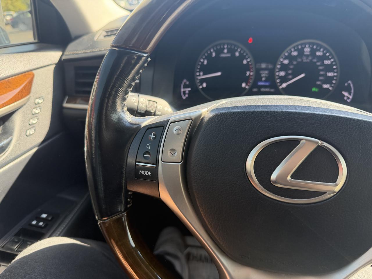 Lexus ES 350 Sedan 2015