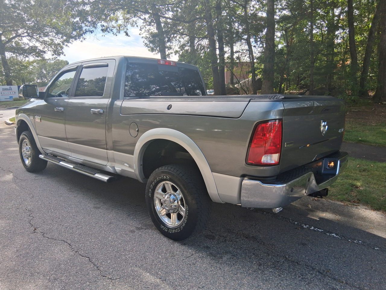 RAM 2500 Laramie Crew Cab SWB 4WD 2012