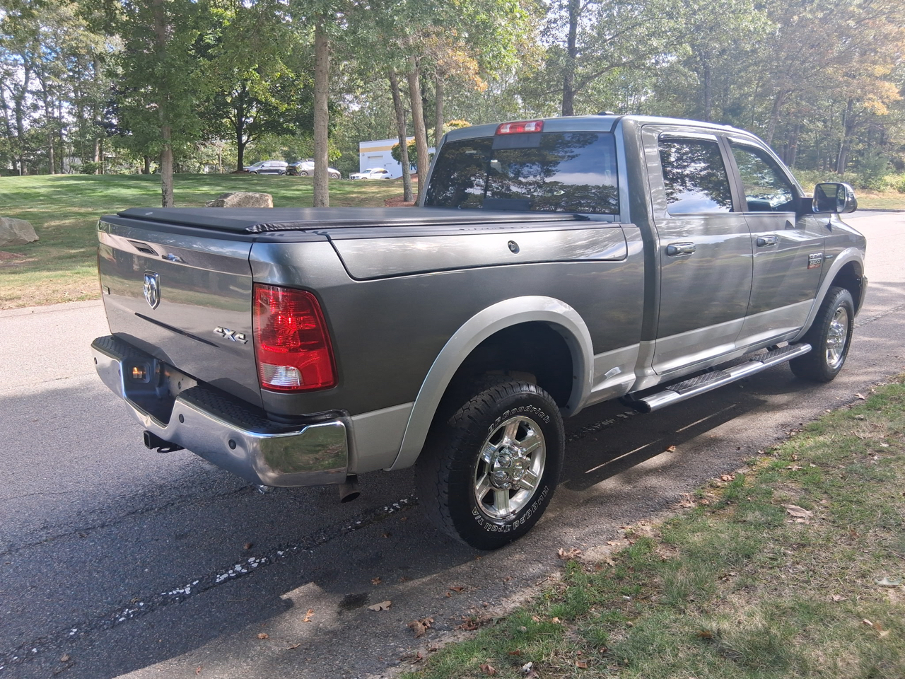 RAM 2500 Laramie Crew Cab SWB 4WD 2012