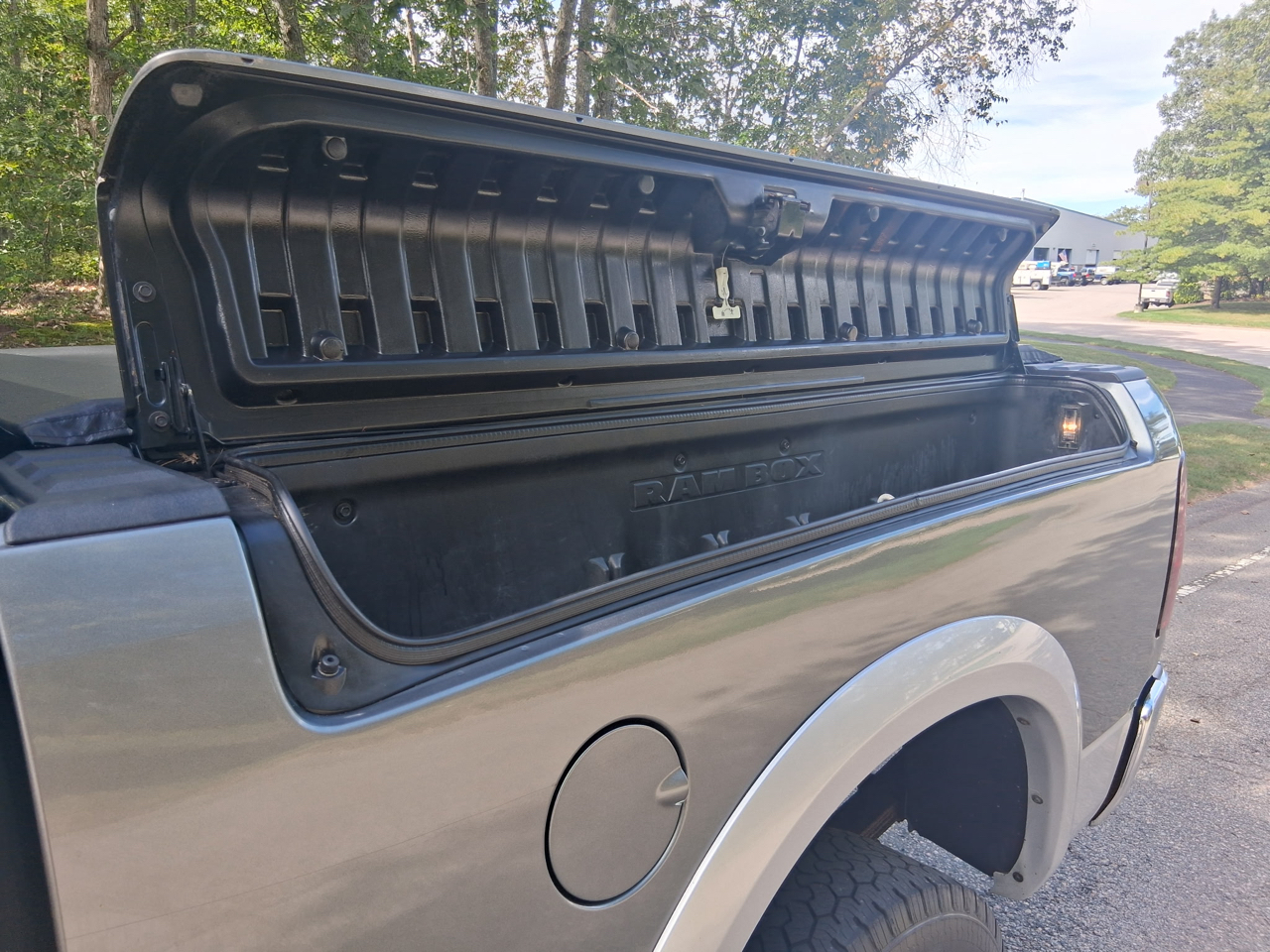 RAM 2500 Laramie Crew Cab SWB 4WD 2012