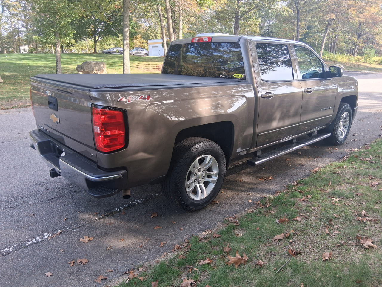 Chevrolet Silverado 1500 1LT Crew Cab 4WD 2015