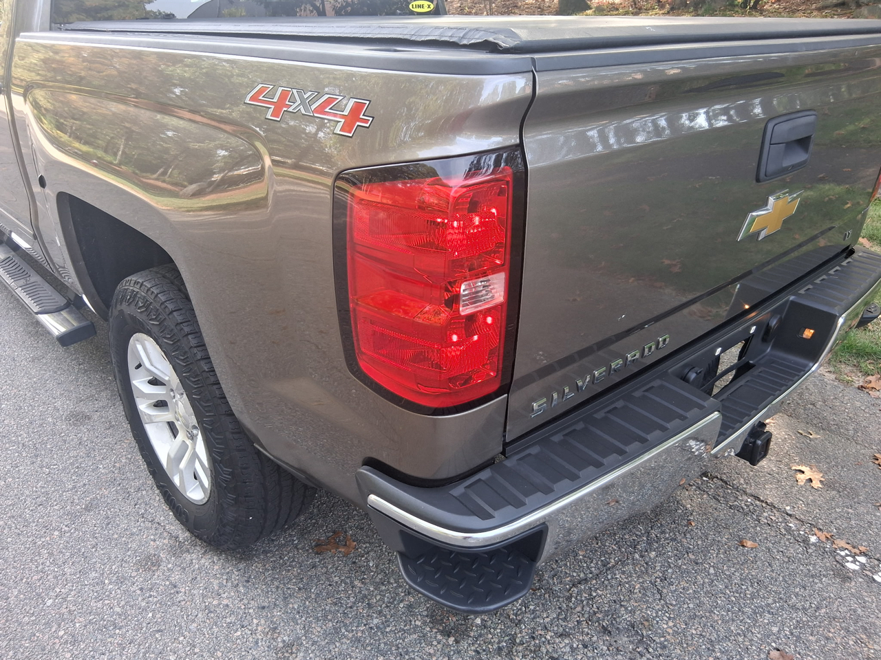 Chevrolet Silverado 1500 1LT Crew Cab 4WD 2015