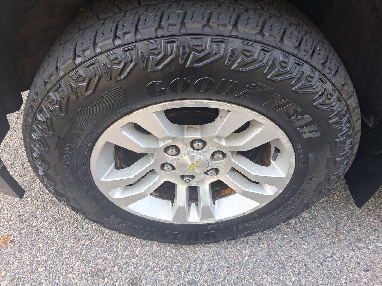 Chevrolet Silverado 1500 1LT Crew Cab 4WD 2015