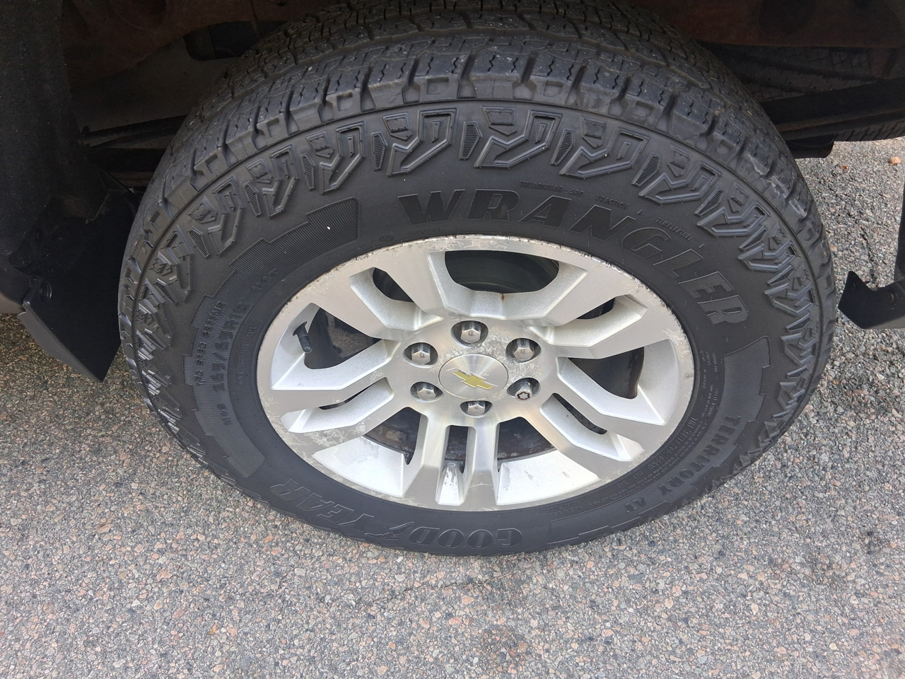 Chevrolet Silverado 1500 1LT Crew Cab 4WD 2015