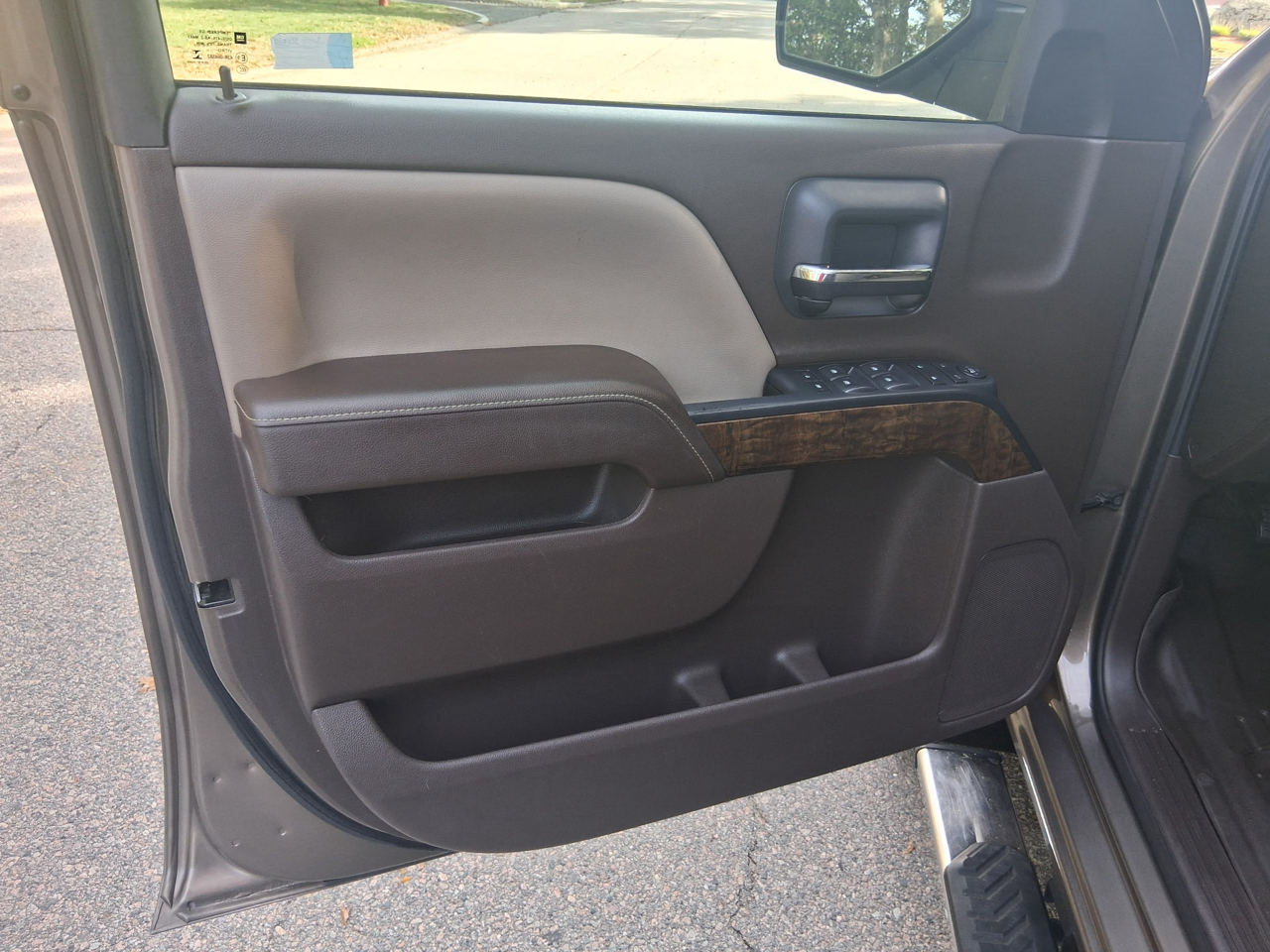 Chevrolet Silverado 1500 1LT Crew Cab 4WD 2015
