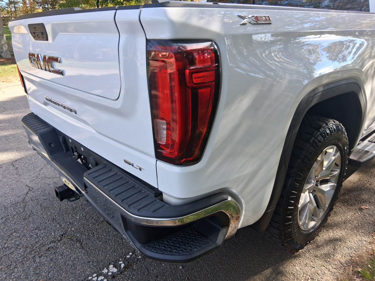 GMC Sierra 1500 4WD Crew Cab 153.0" SLT 2019