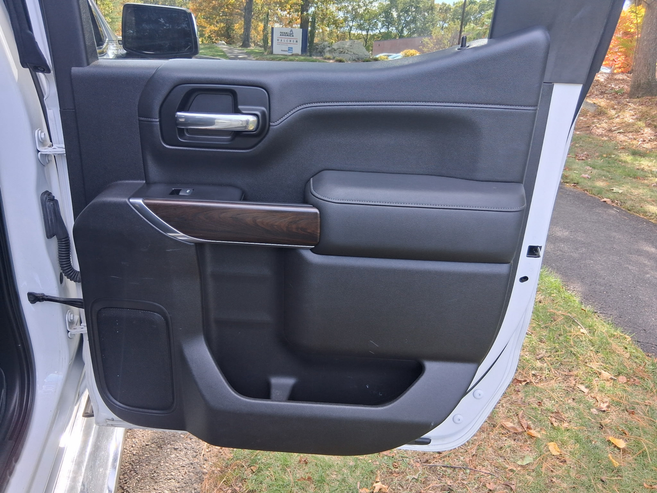 GMC Sierra 1500 4WD Crew Cab 153.0" SLT 2019