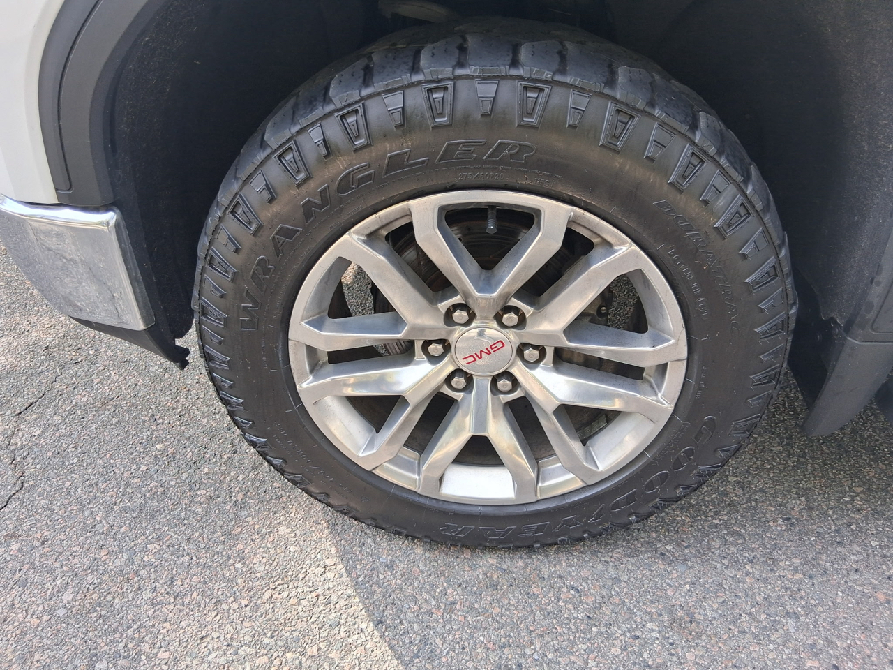 GMC Sierra 1500 4WD Crew Cab 153.0" SLT 2019