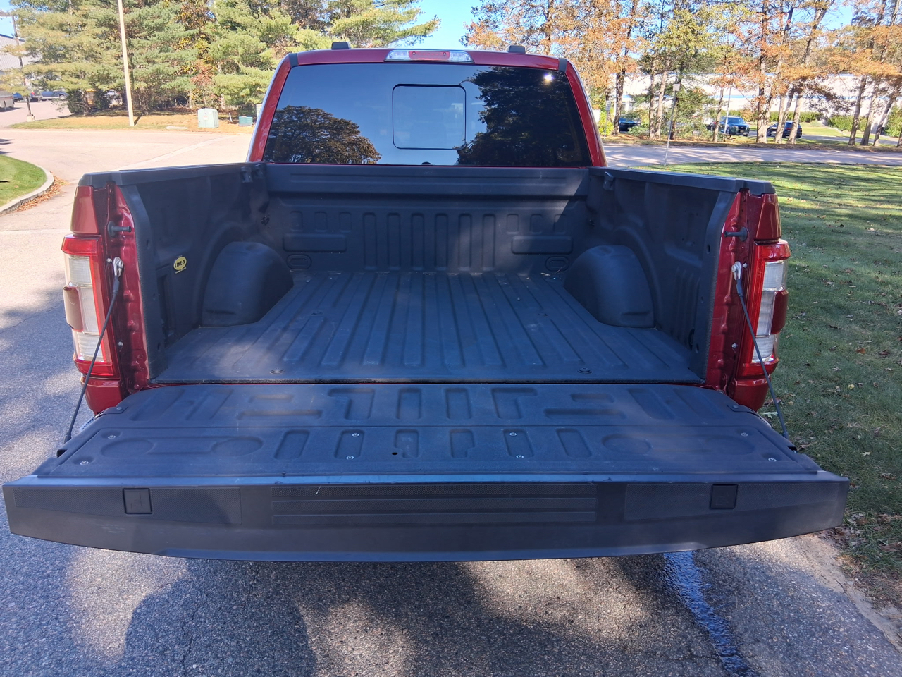 Ford F-150 4WD SuperCrew 145" Lariat 2022