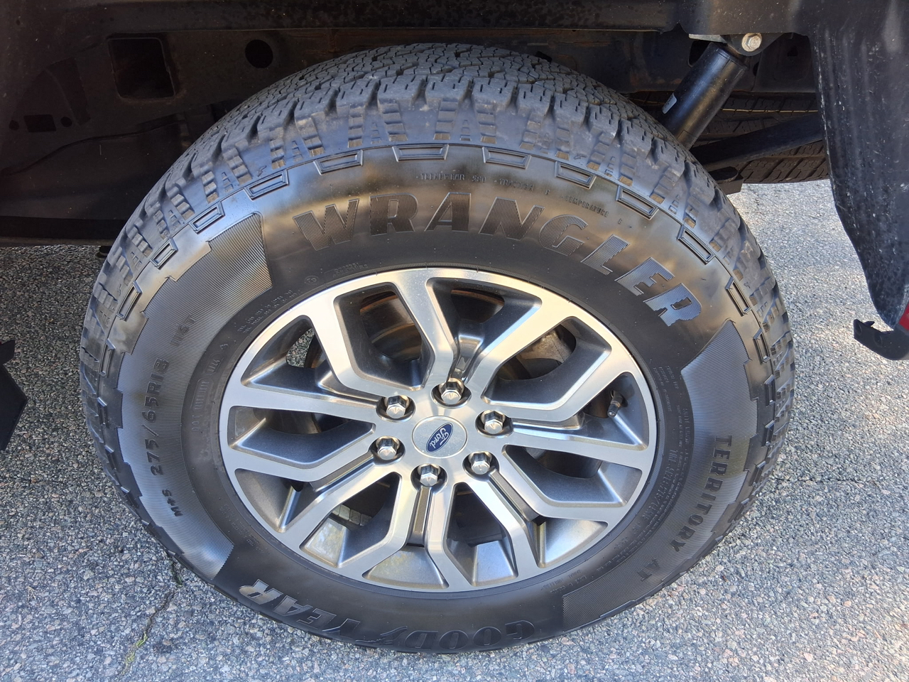 Ford F-150 4WD SuperCrew 145" Lariat 2022