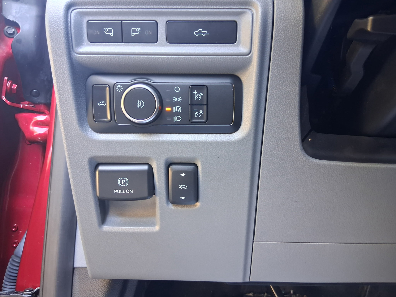 Ford F-150 4WD SuperCrew 145" Lariat 2022