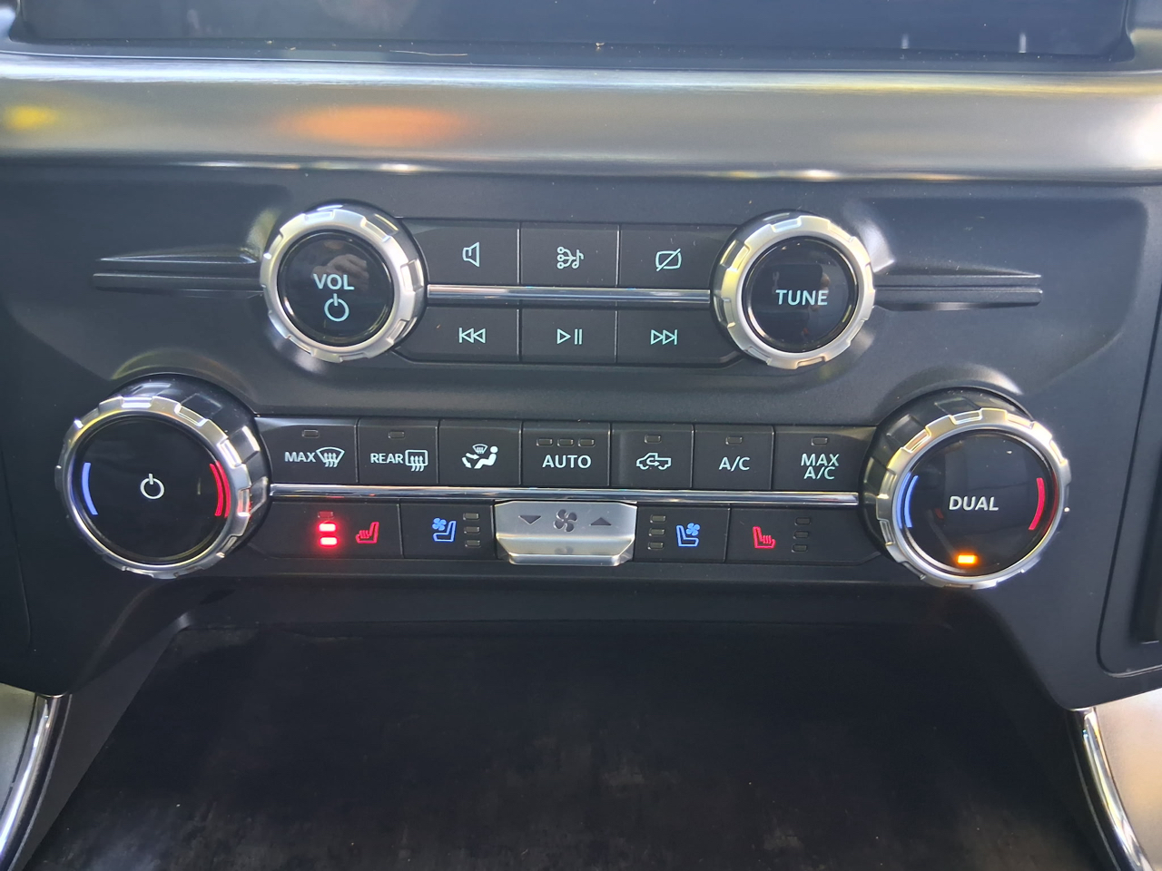 Ford F-150 4WD SuperCrew 145" Lariat 2022