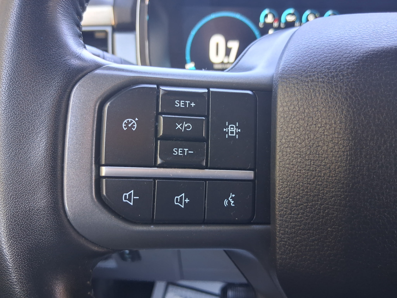 Ford F-150 4WD SuperCrew 145" Lariat 2022