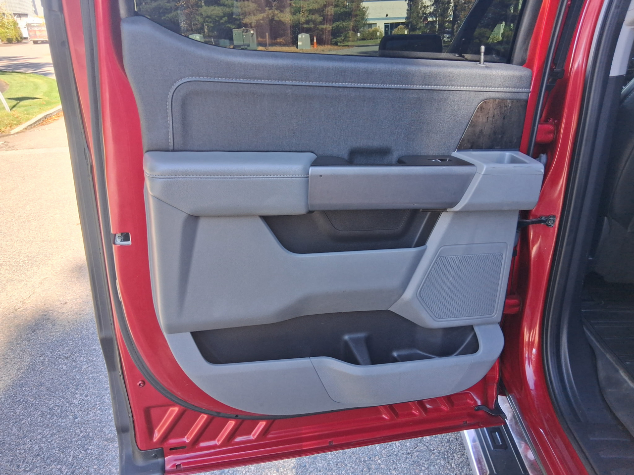 Ford F-150 4WD SuperCrew 145" Lariat 2022