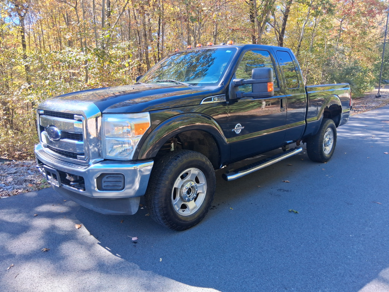 Ford F-150 4WD SuperCrew 145" Lariat 2022