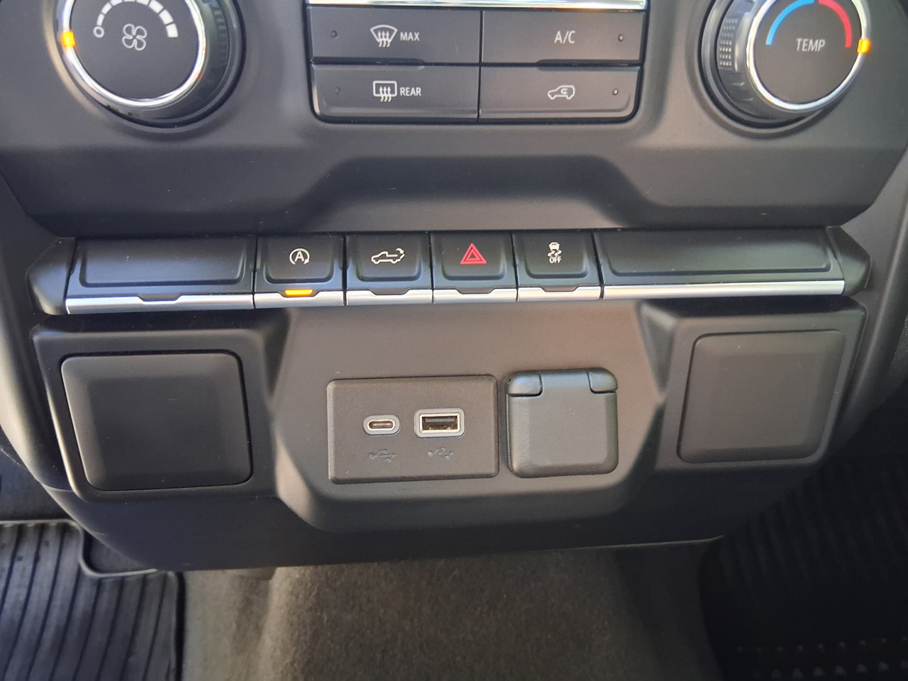 Chevrolet Silverado 1500 Limited Custom Double Cab 4WD 2022
