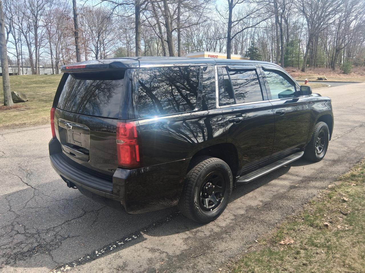 2019 Chevrolet Tahoe - Photo 6
