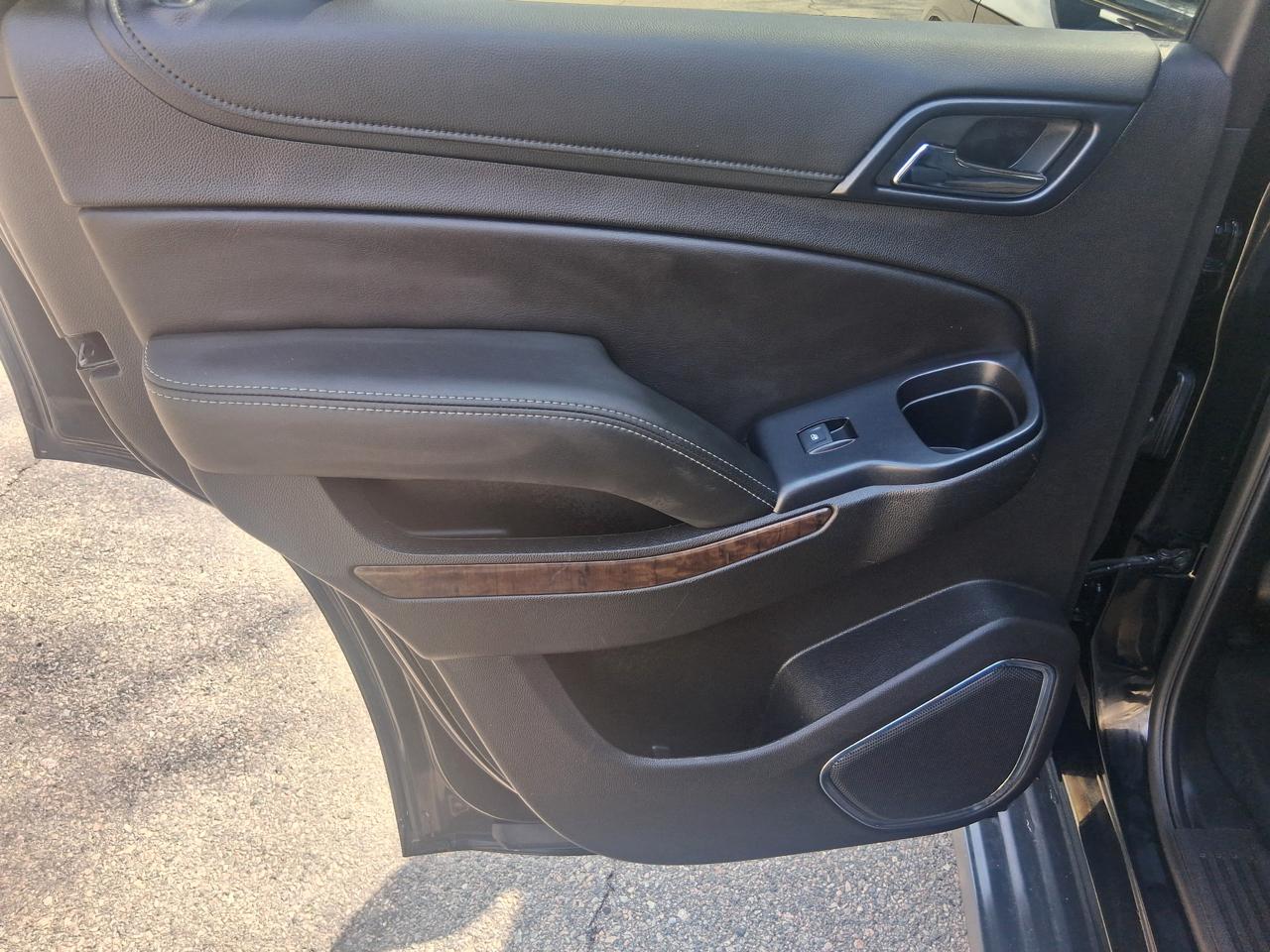 2019 Chevrolet Tahoe - Photo 29