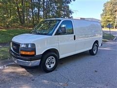 2017 GMC Savana 