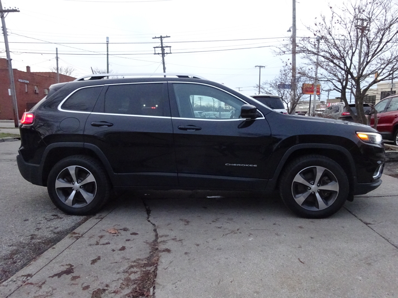Jeep Cherokee  2019