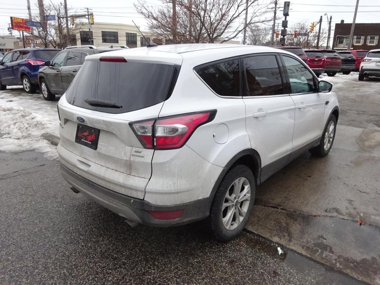Ford Escape  2017