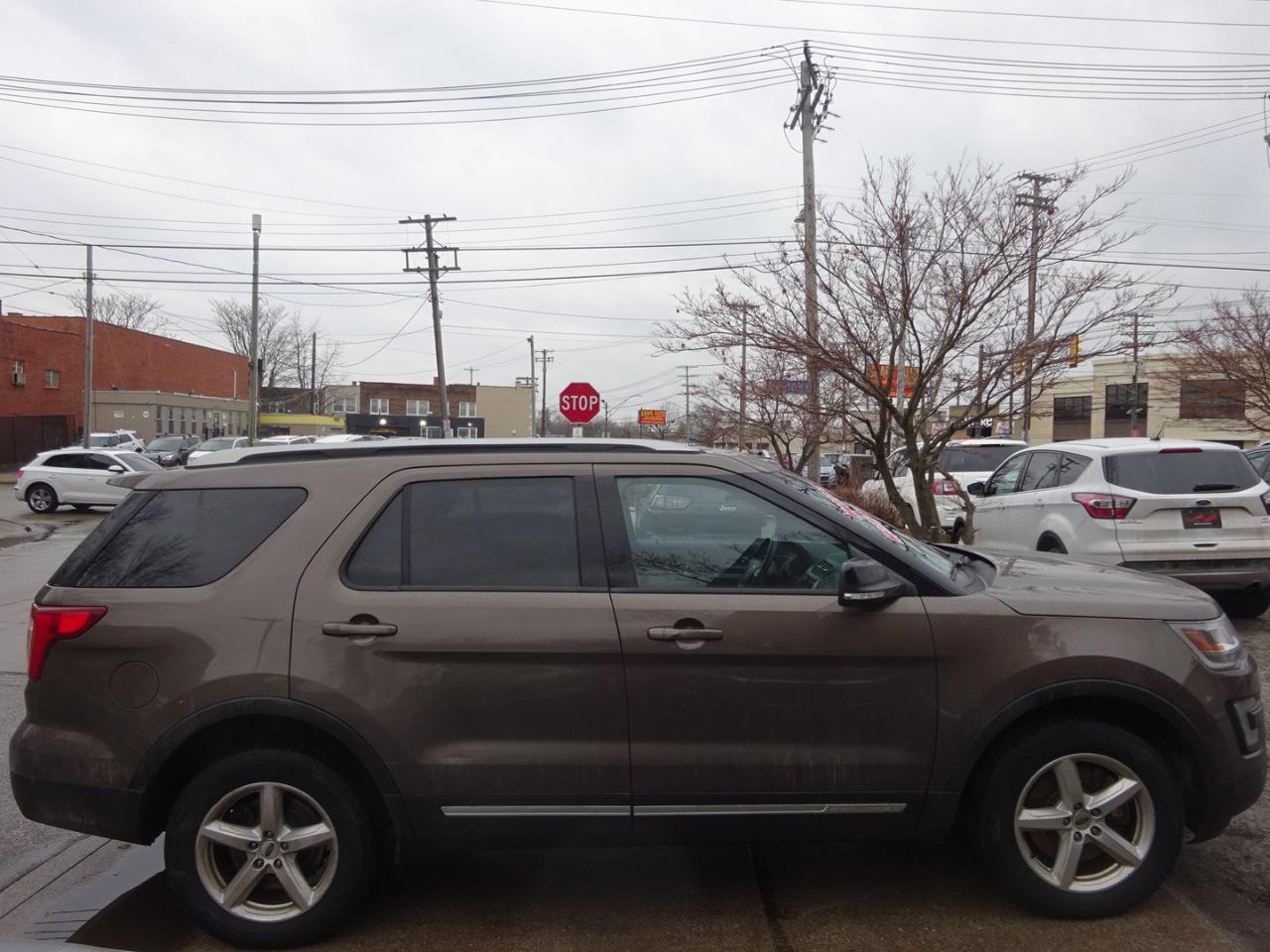 Ford Explorer 4WD 4dr XLT 2016