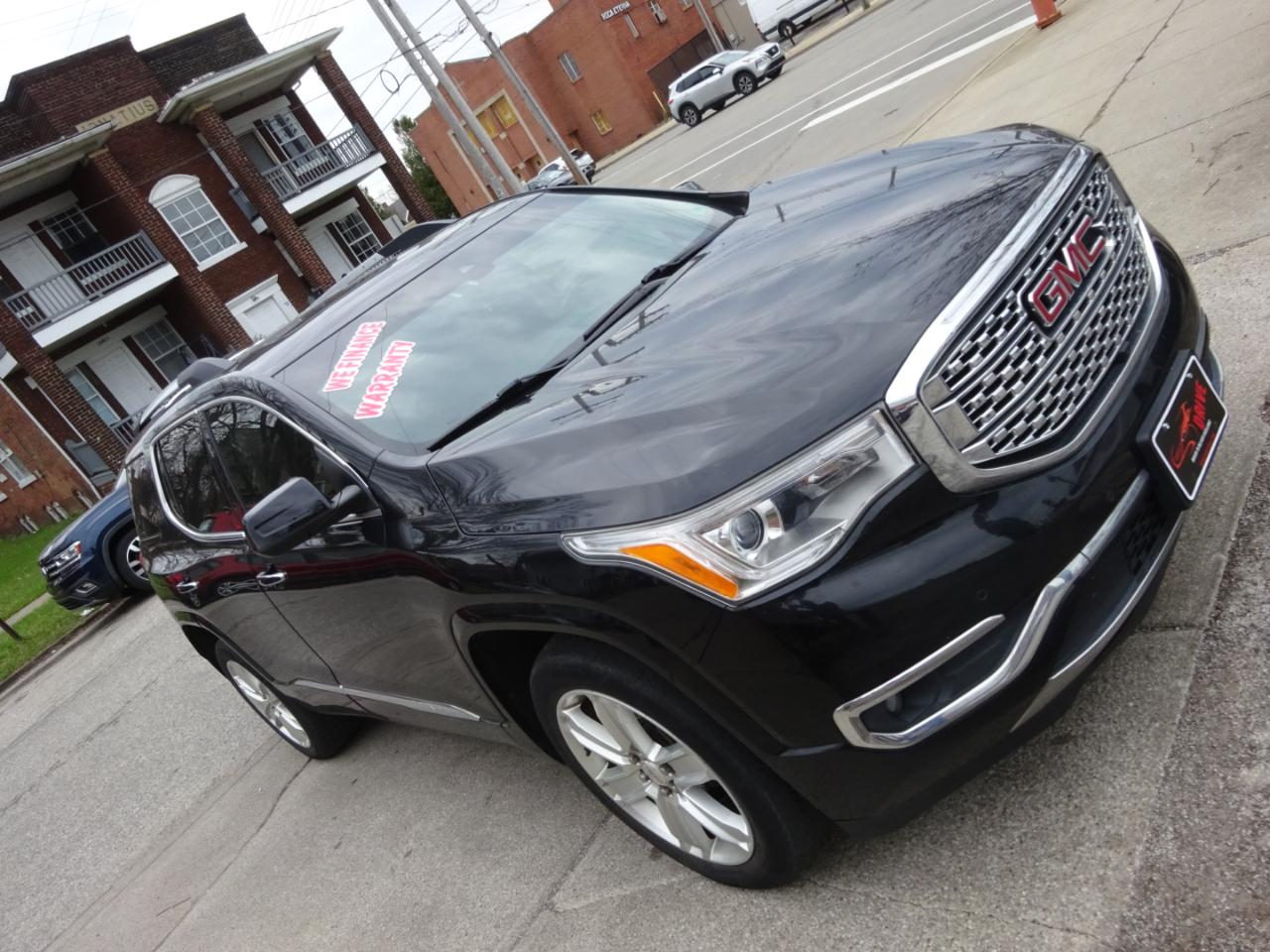 GMC Acadia AWD 4dr Denali 2017
