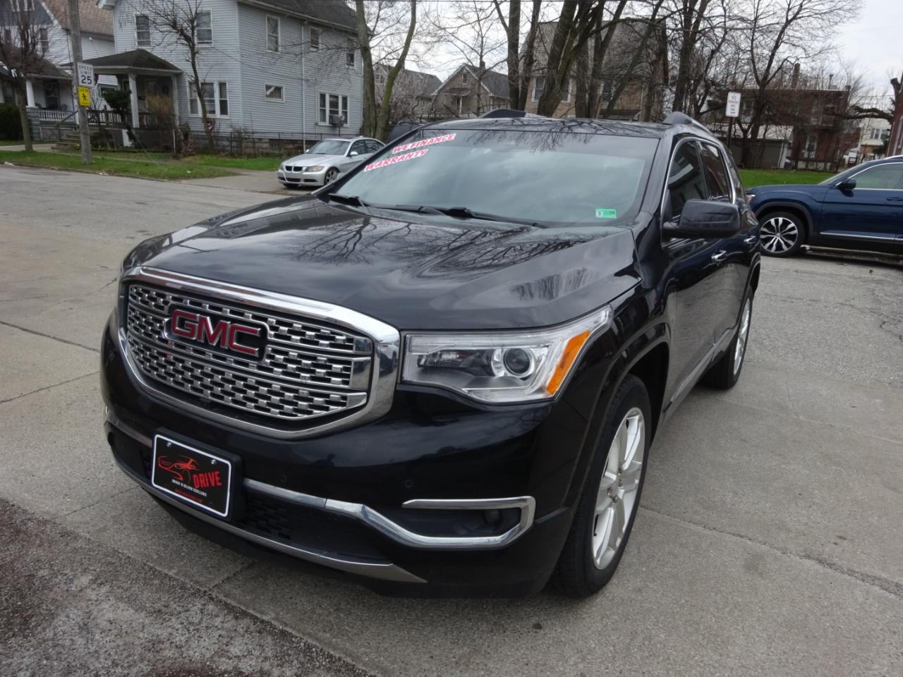 GMC Acadia AWD 4dr Denali 2017