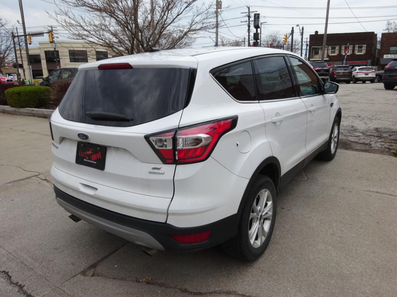 Ford Escape SE FWD 2017