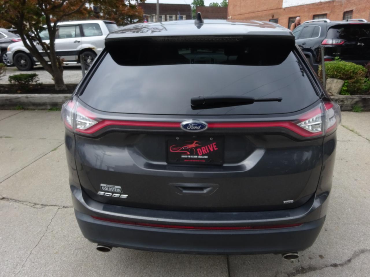 Ford Edge 4dr SE AWD 2015