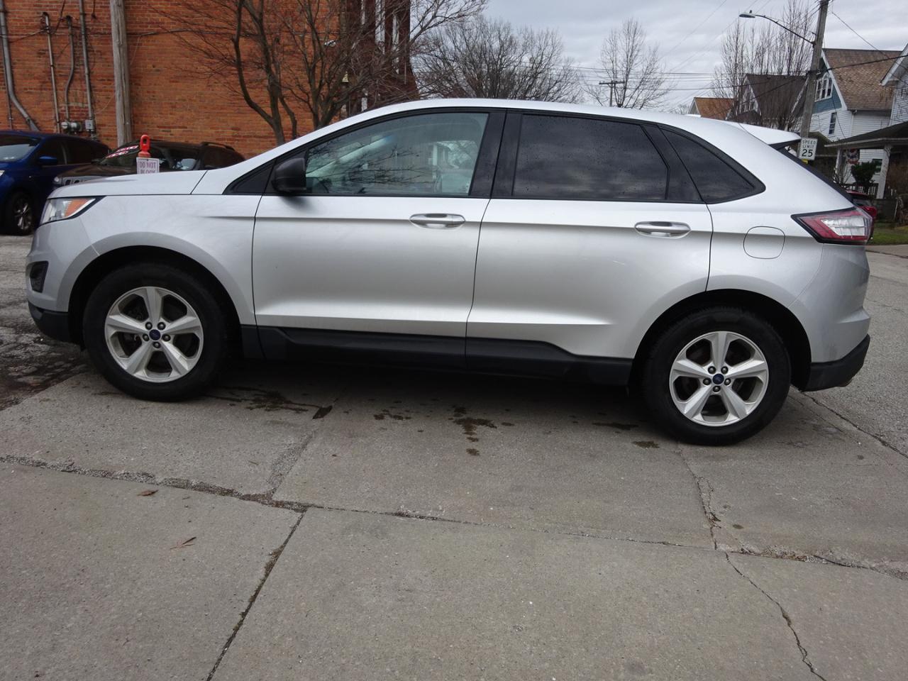 Ford Edge 4dr SE FWD 2016