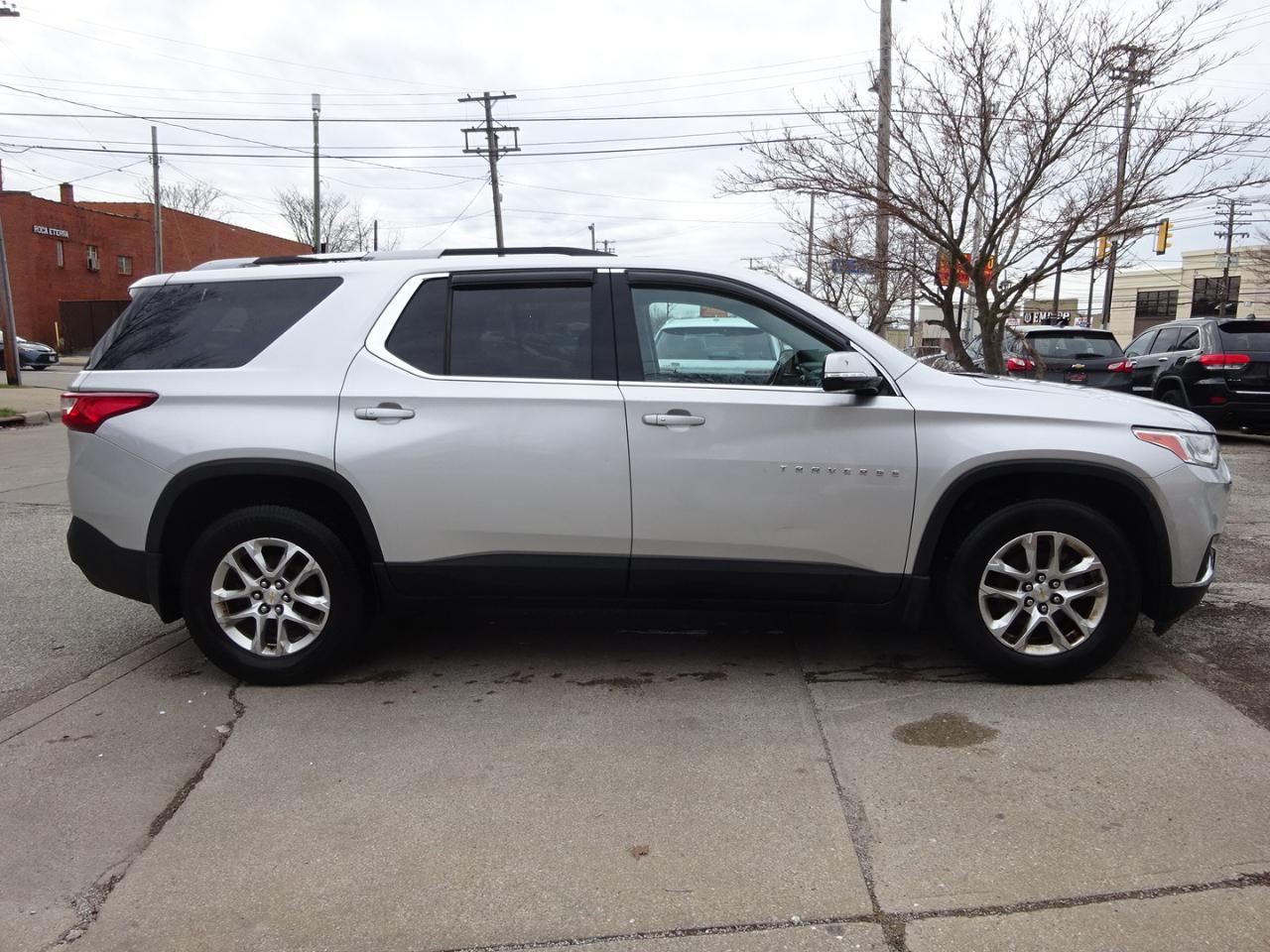 Chevrolet Traverse AWD 4dr LT Cloth w/1LT 2018