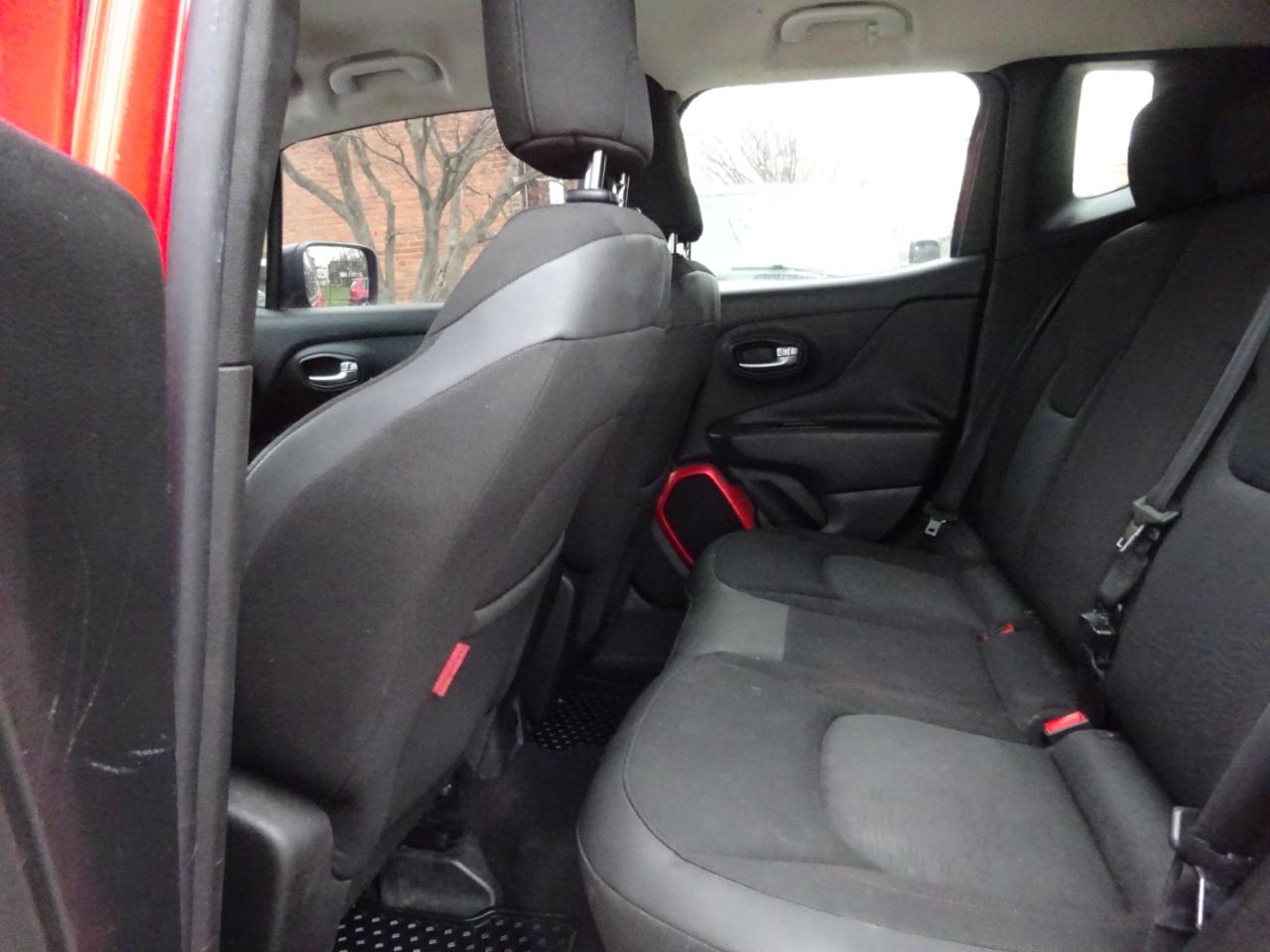 Jeep Renegade 4WD 4dr Trailhawk 2016