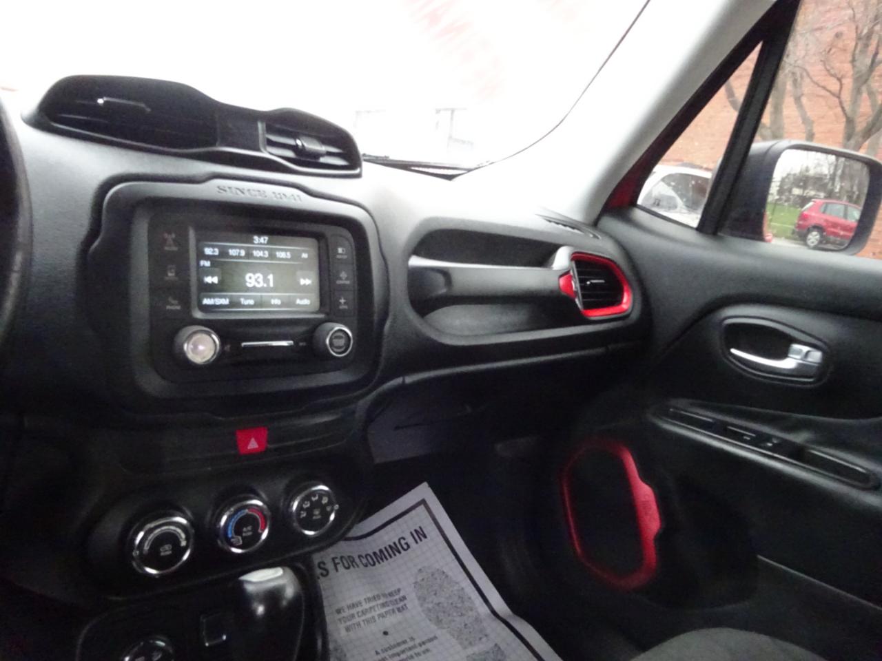 Jeep Renegade 4WD 4dr Trailhawk 2016