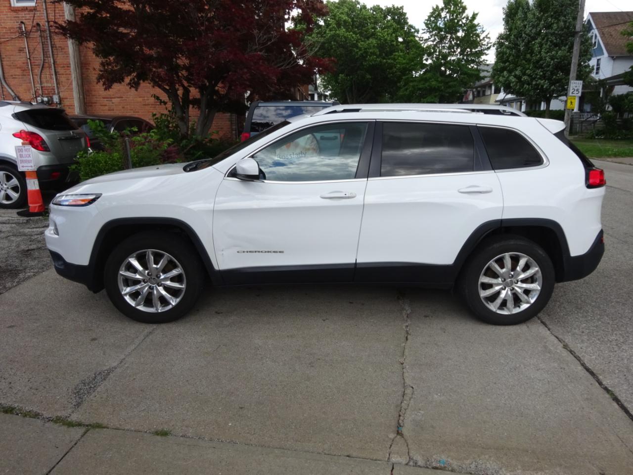 Jeep Cherokee 4WD 4dr Limited 2015