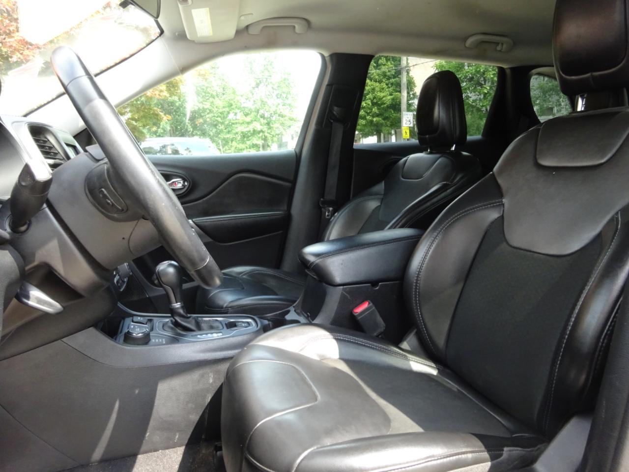 Jeep Cherokee Latitude Plus 4x4 2020