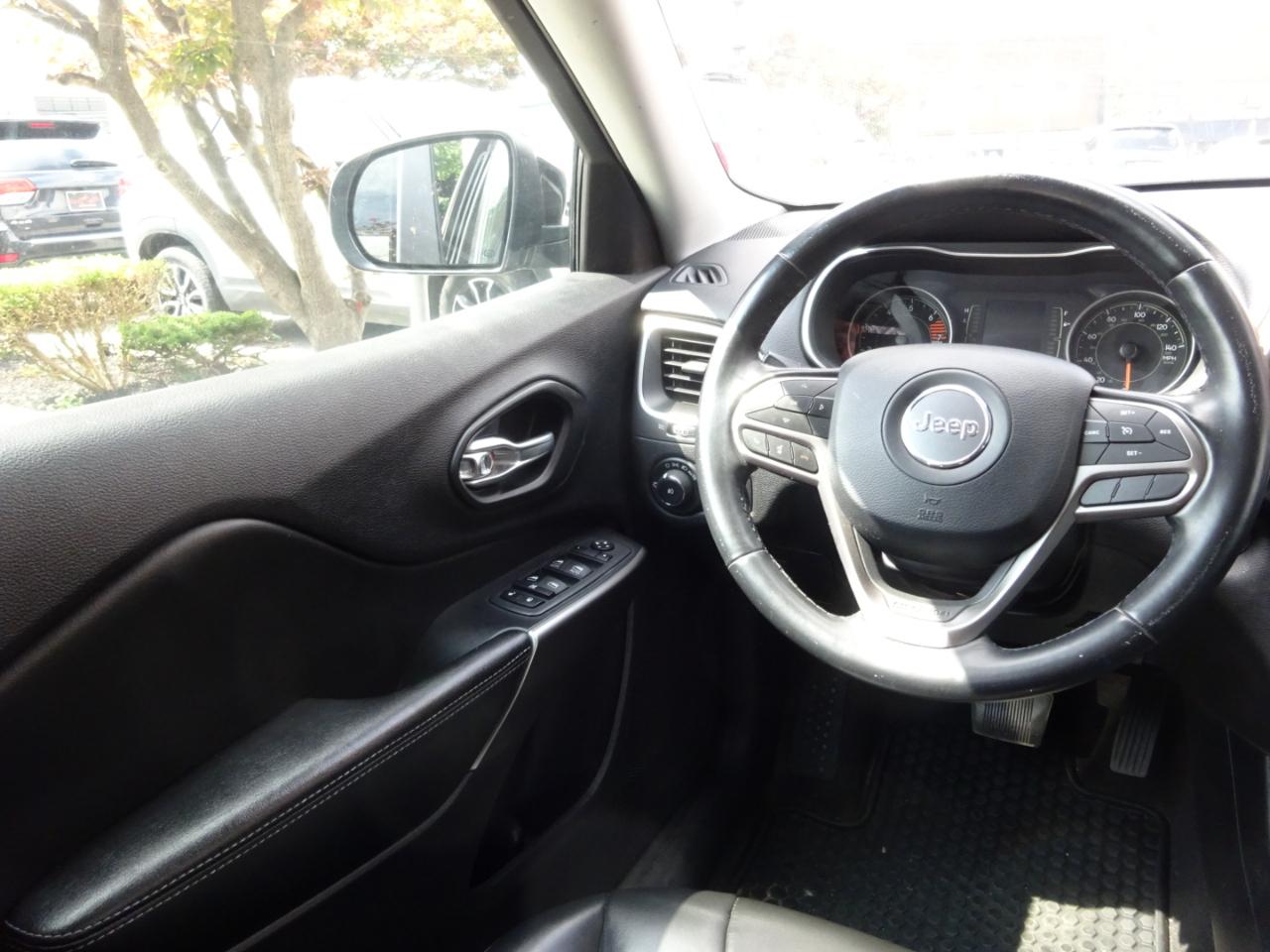 Jeep Cherokee Latitude Plus 4x4 2020