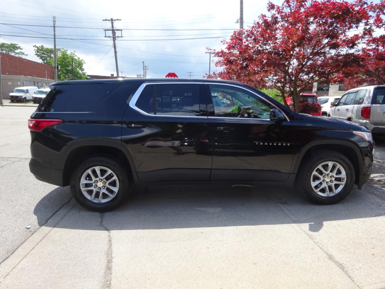 Chevrolet Traverse FWD 4dr LS w/1LS 2019